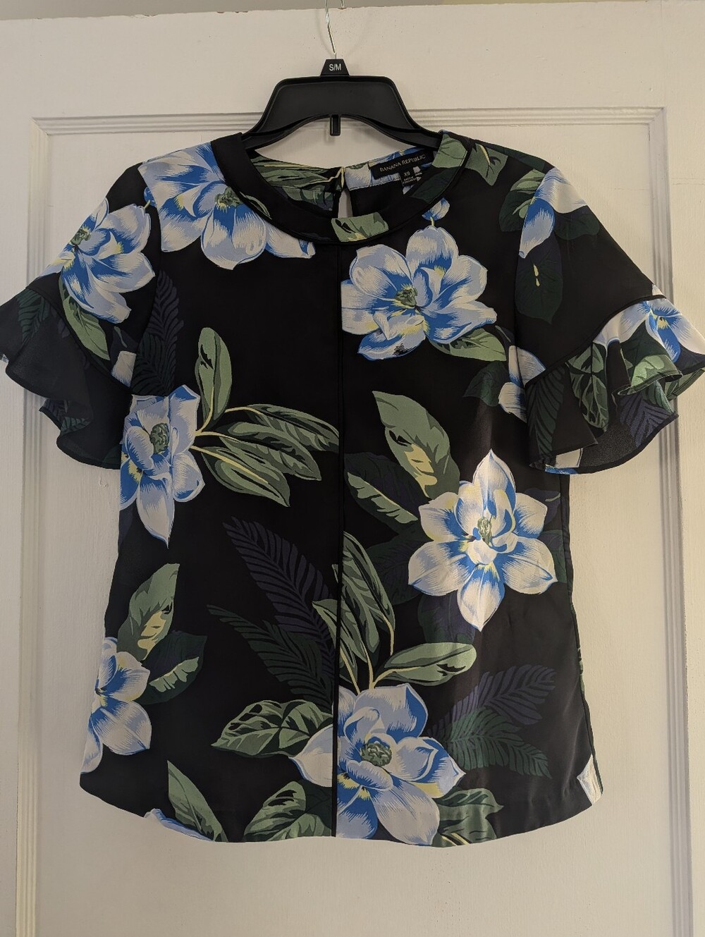 Banana Republic Black Floral Flutter Sleeve Blouse Blue & Green Floral Print XS